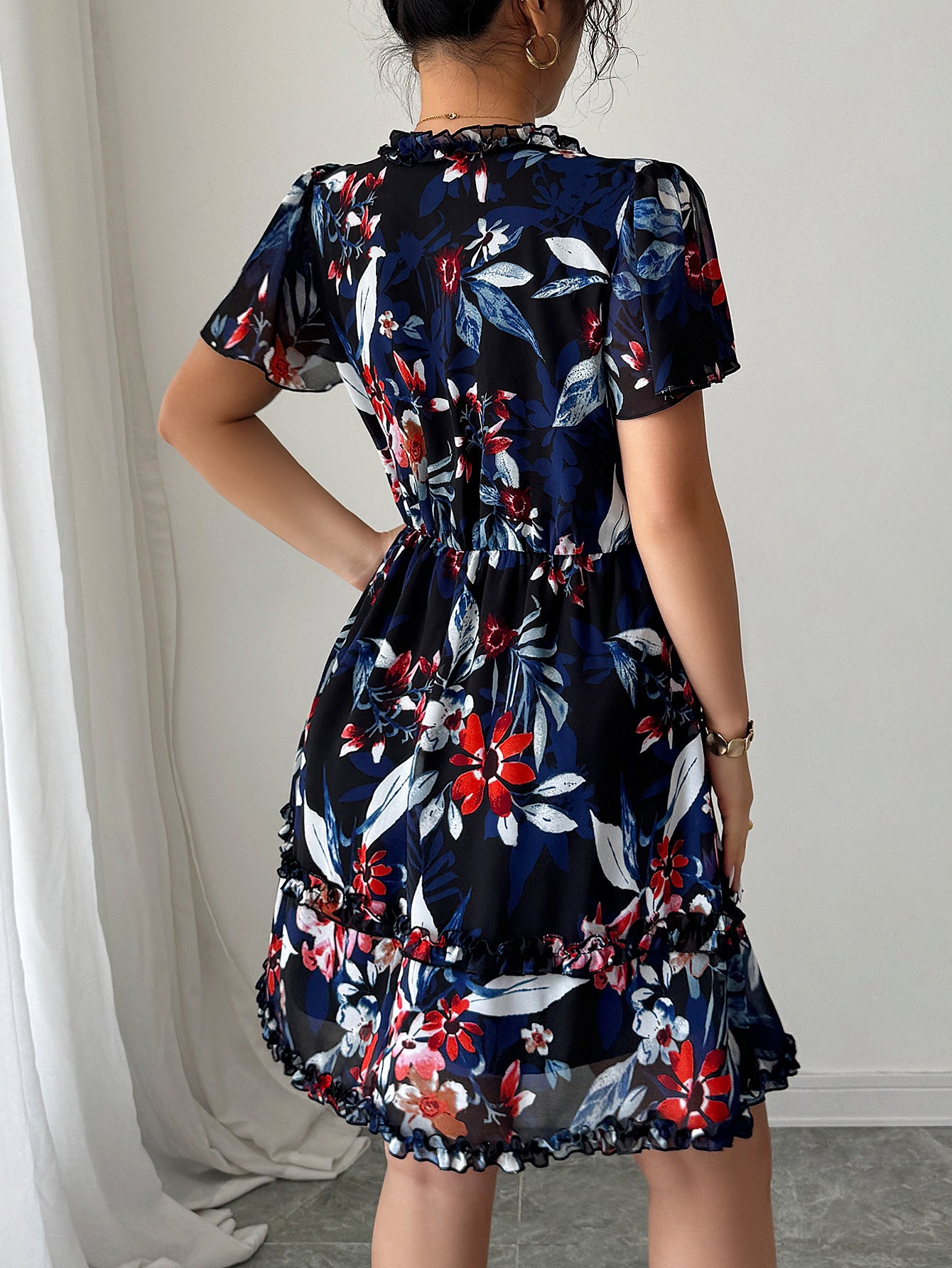 Robe fleurie - col en V - Marine