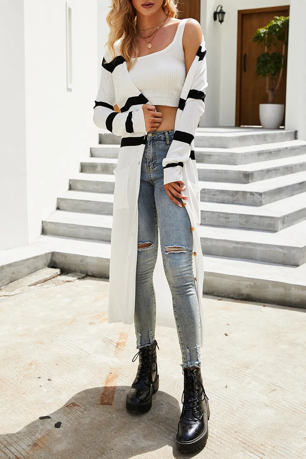 Cardigan long à rayures noires et blanches