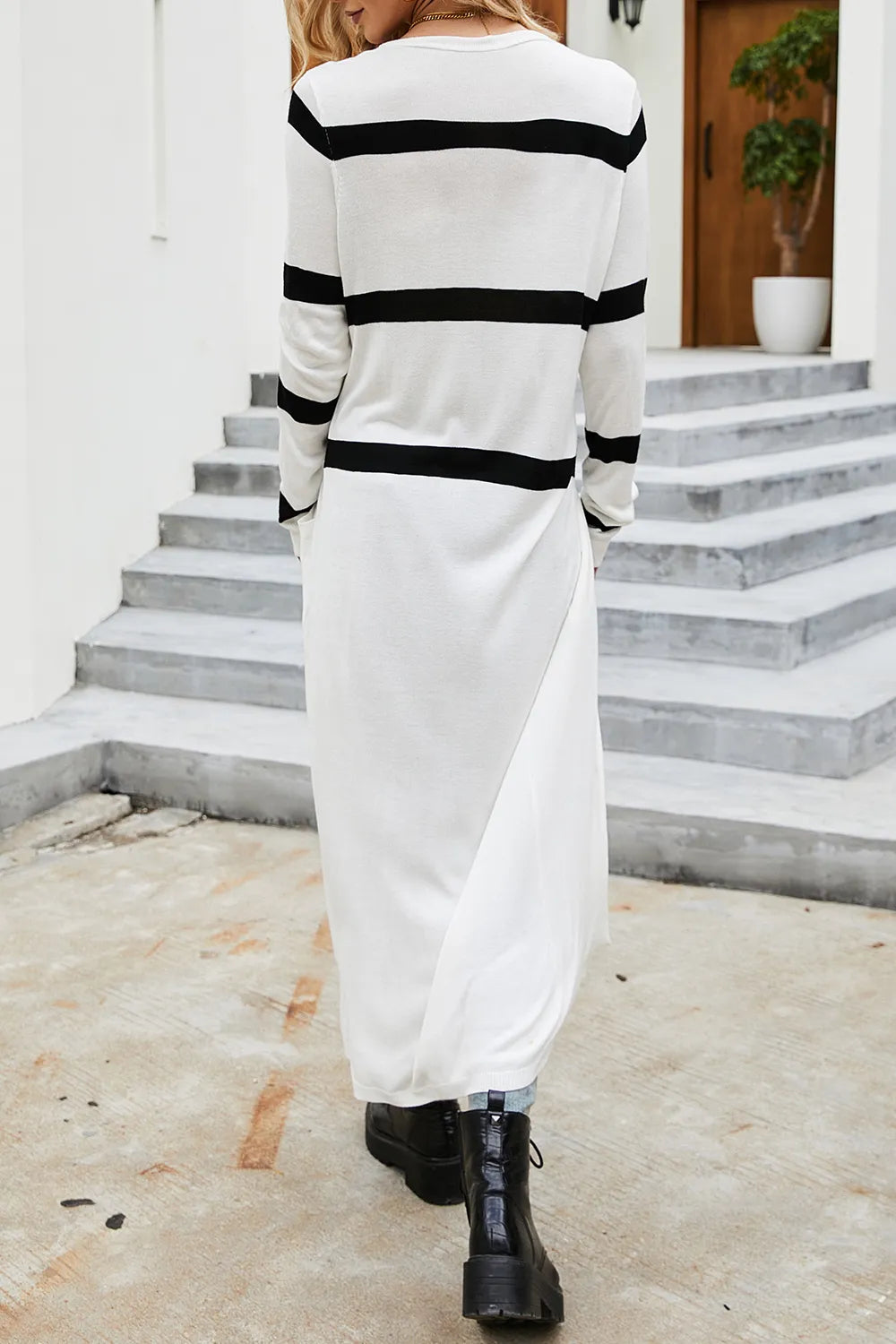 Cardigan long à rayures noires et blanches